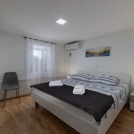 Hidden Hill With Sauna & Jacuzzi * Lopar
