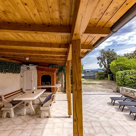 Hidden Hill With Sauna & Jacuzzi Vakantiehuis *
