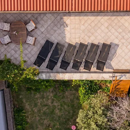 Hidden Hill With Sauna & Jacuzzi Vakantiehuis *