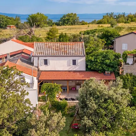 Hidden Hill With Sauna & Jacuzzi *